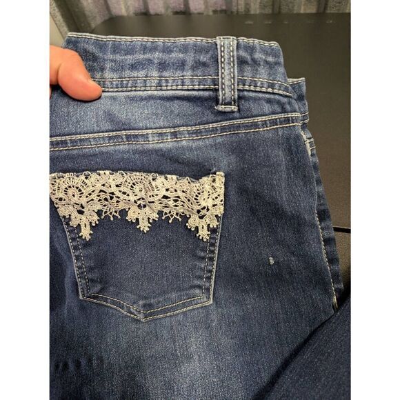 Bongo Girls Blue Jeggings with Lace Detail on Back Pockets women's 14 1/2 - Picture 6 of 9